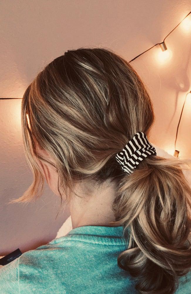 Black and White Stripe Twist