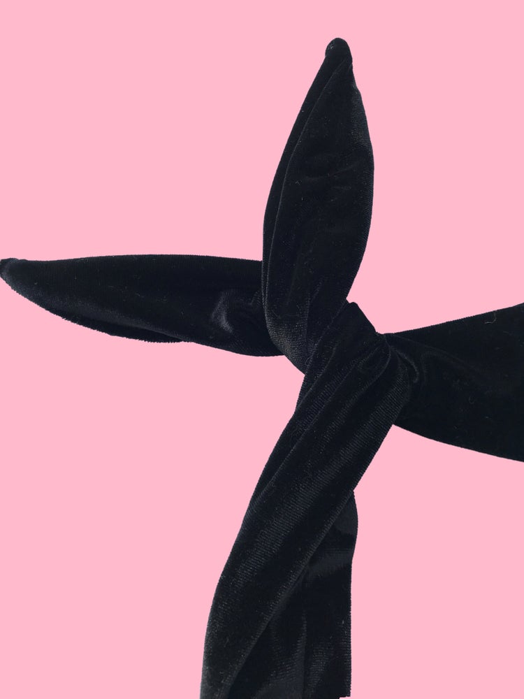 Black Velvet Wire Headband