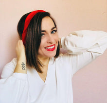 Load image into Gallery viewer, Red Velvet Wire Headband
